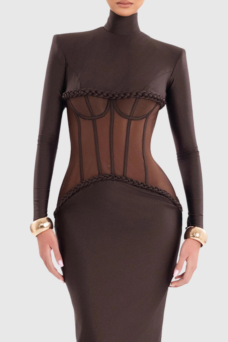 Beautifully Crafted Dress in a Classic Style
