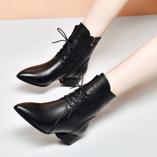 Elegantly Styled Boots for Everyday Wear