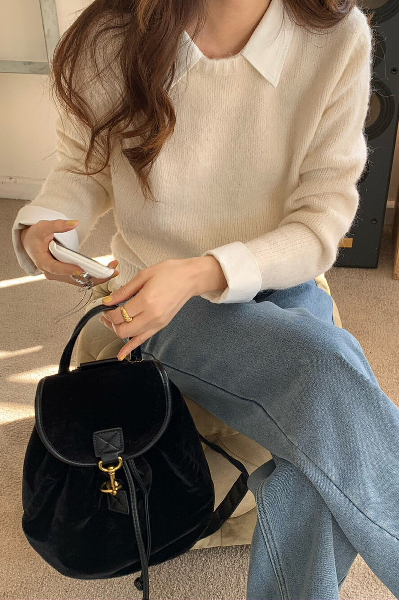 Effortlessly Elegant Sweater with a Timeless Design