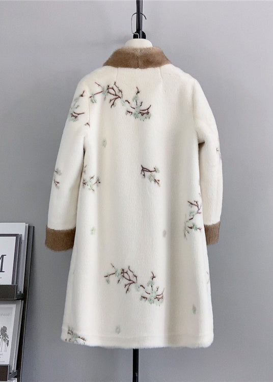Classic Vintage & Enduringly Stylish Coat
