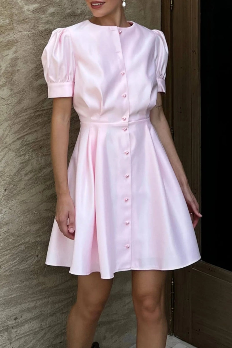 Polished Dress with an Effortless Classic Look