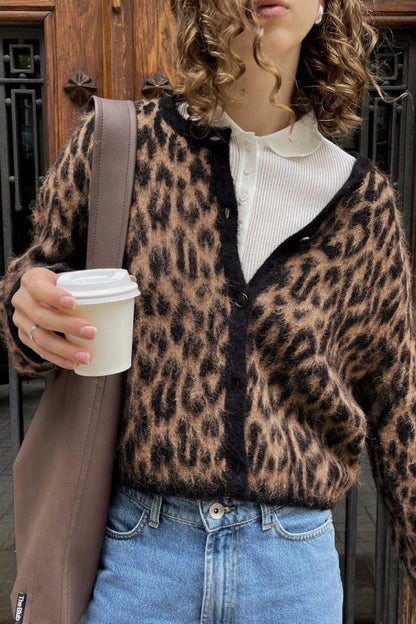 Classic Vintage & Enduringly Stylish Cardigan
