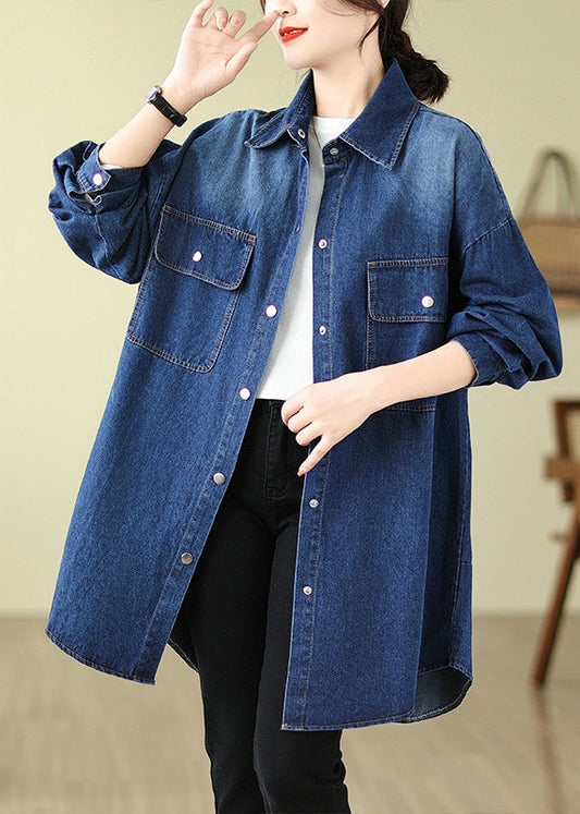 Gracefully Styled Coat for Any Occasion
