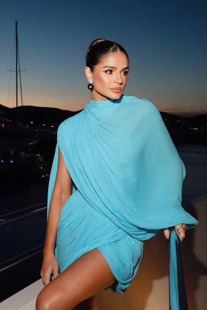 Gracefully Styled Garment for Any Occasion