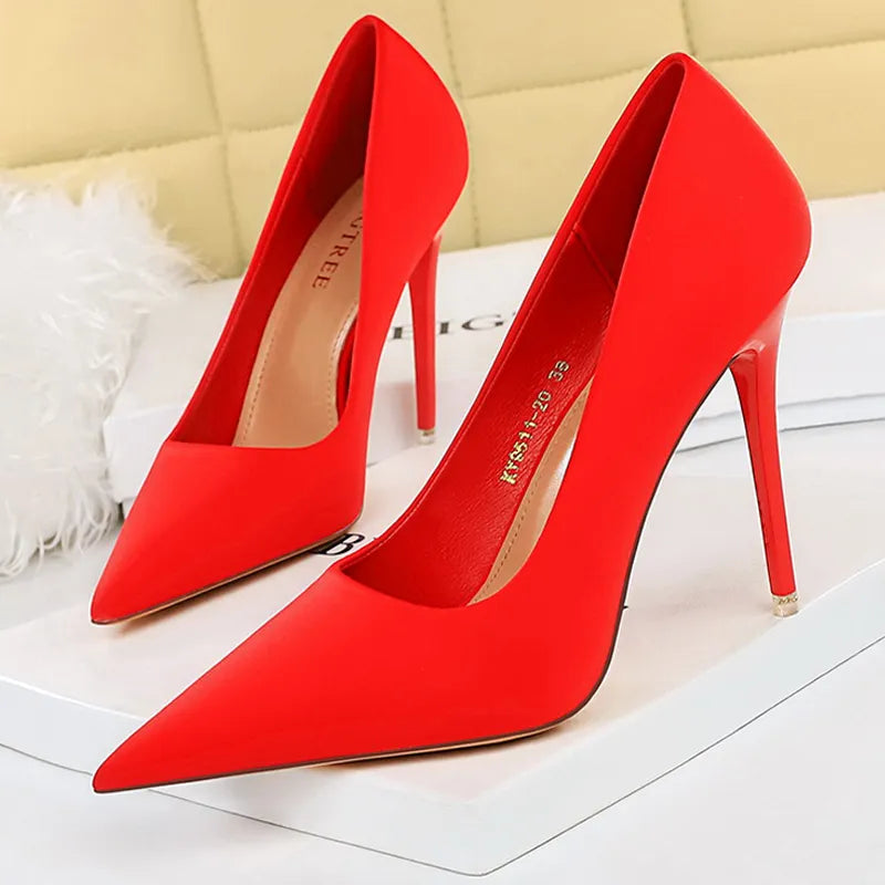 Vintage Inspired Heels with a Contemporary Edge