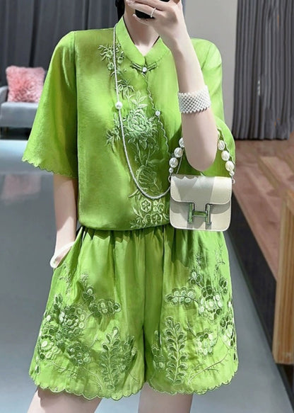 Gracefully Styled Shirt for Any Occasion