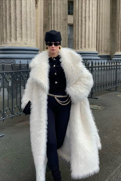 Elegantly Styled Coat for Everyday Wear