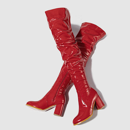 Well Tailored Boots with a Graceful Silhouette