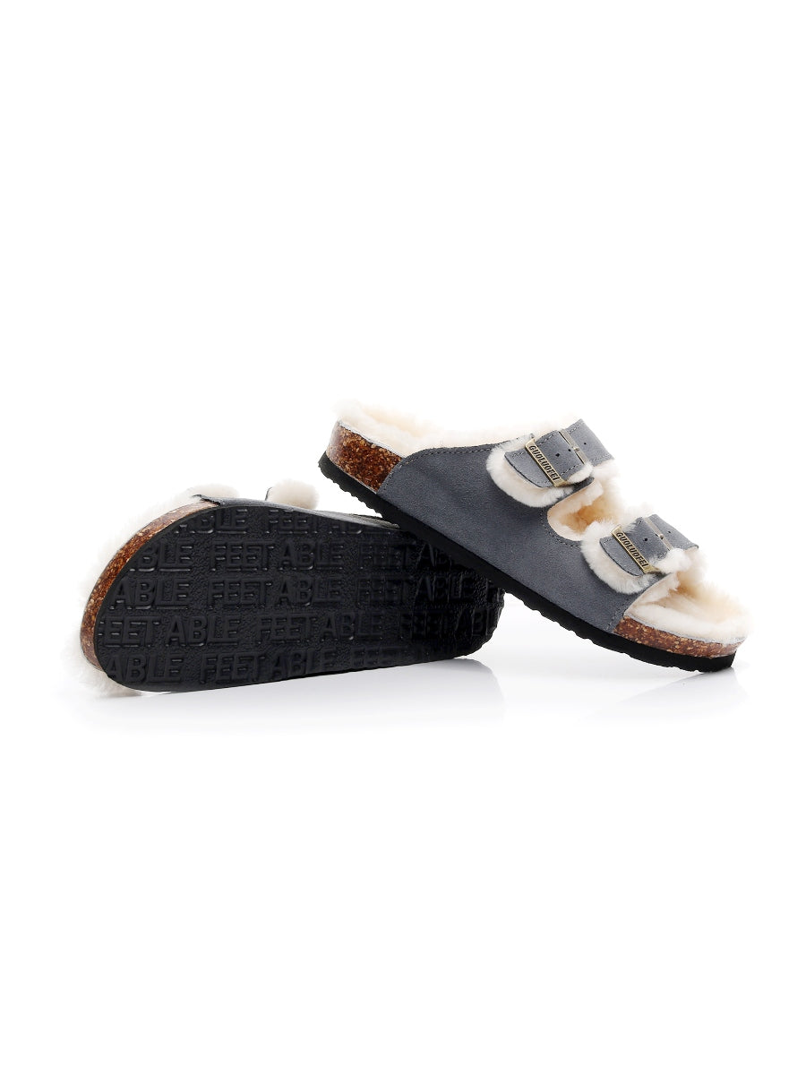 Beautifully Finished Garment in a Timeless Design