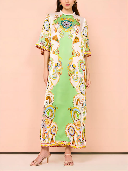 Classic Vintage & Enduringly Stylish Dress