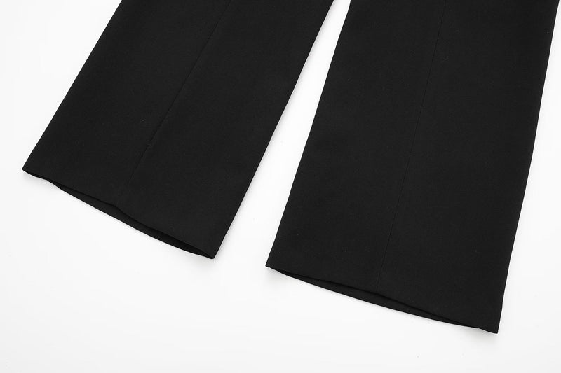 Classic Vintage Pants with a Flattering Fit