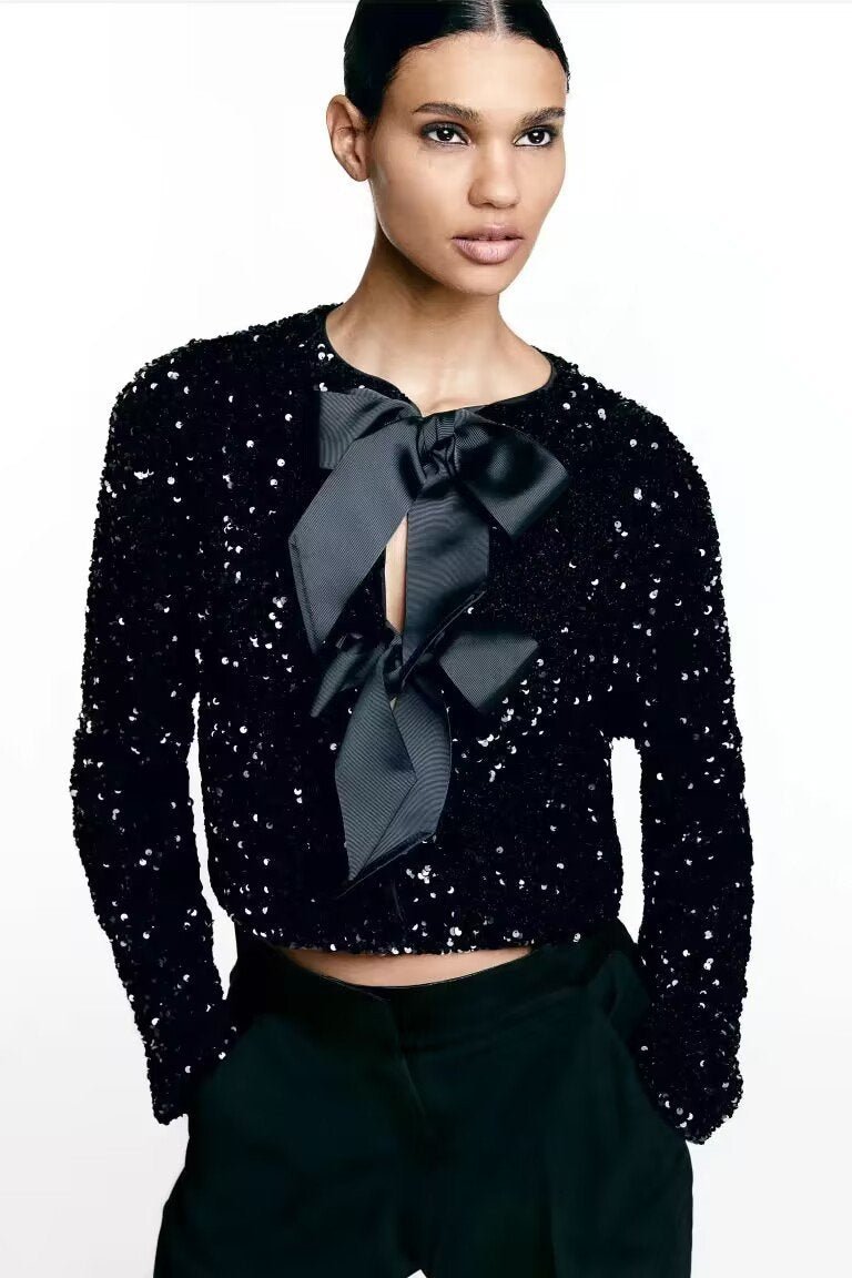 Effortlessly Elegant Jacket with a Timeless Design