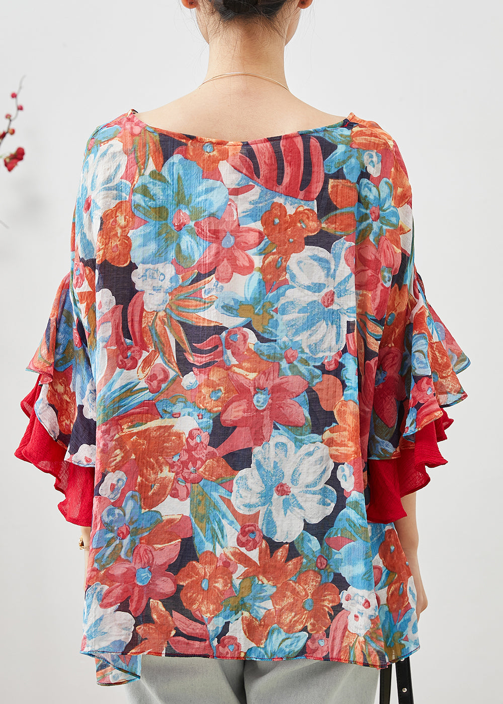 Classic Vintage & Enduringly Stylish Blouse