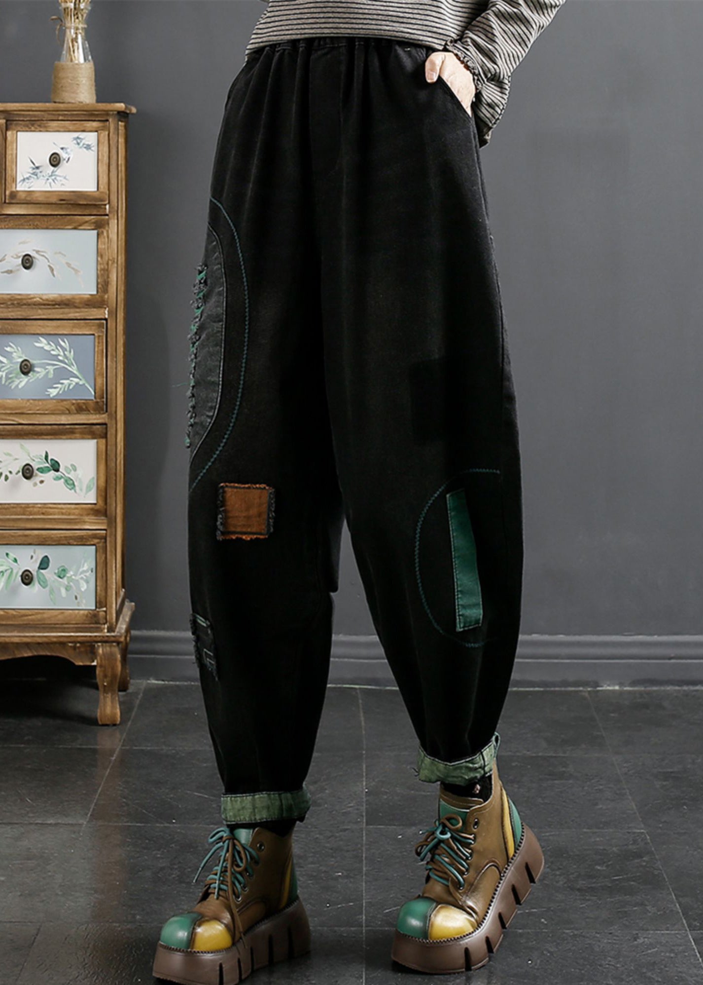 Classic Vintage Pants with a Flattering Fit
