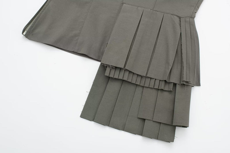 Classic Vintage Garment with a Flattering Fit