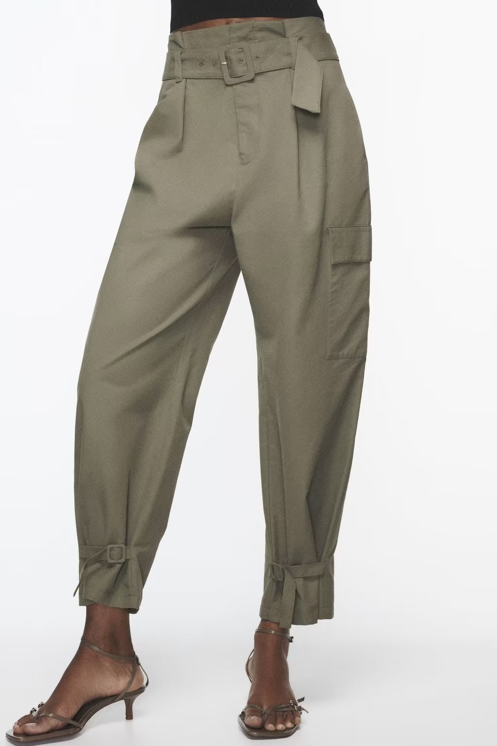 Polished Trousers with an Effortless Classic Look