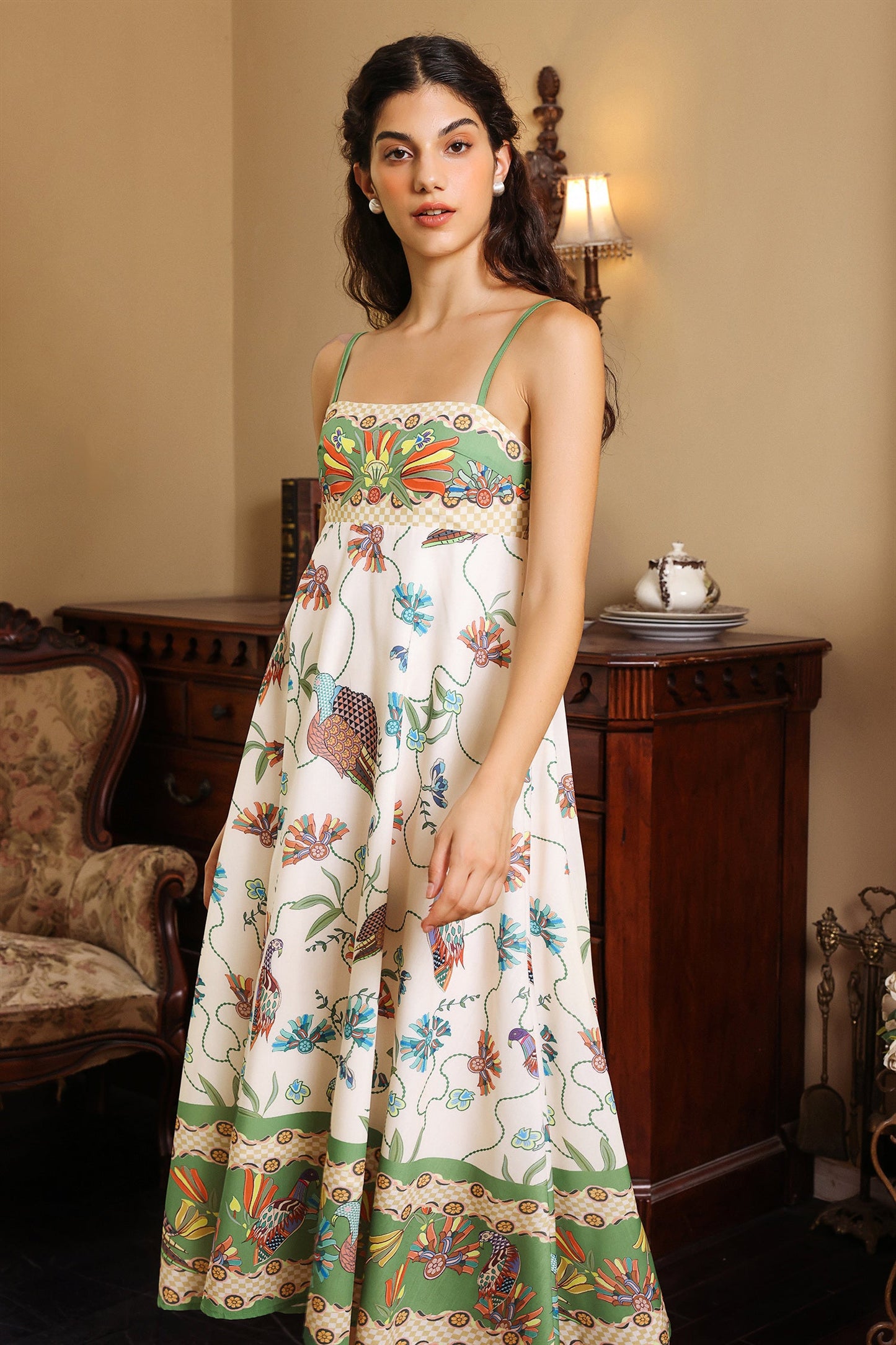 Beautifully Crafted Dress in a Classic Style