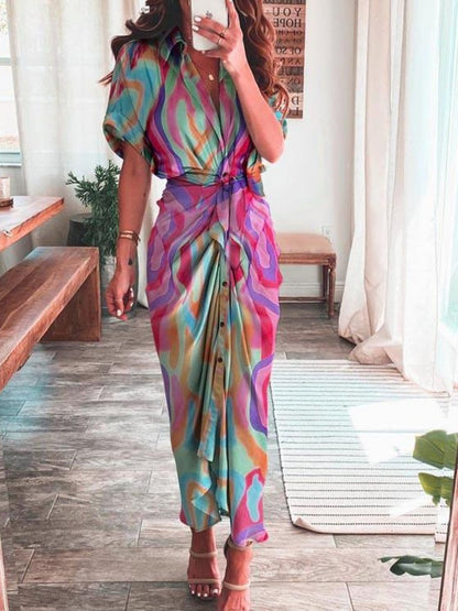 Classic Vintage Dress with a Flattering Fit