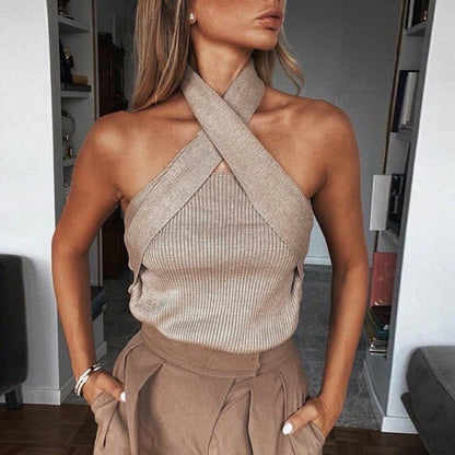 Beautifully Finished Top in a Timeless Design