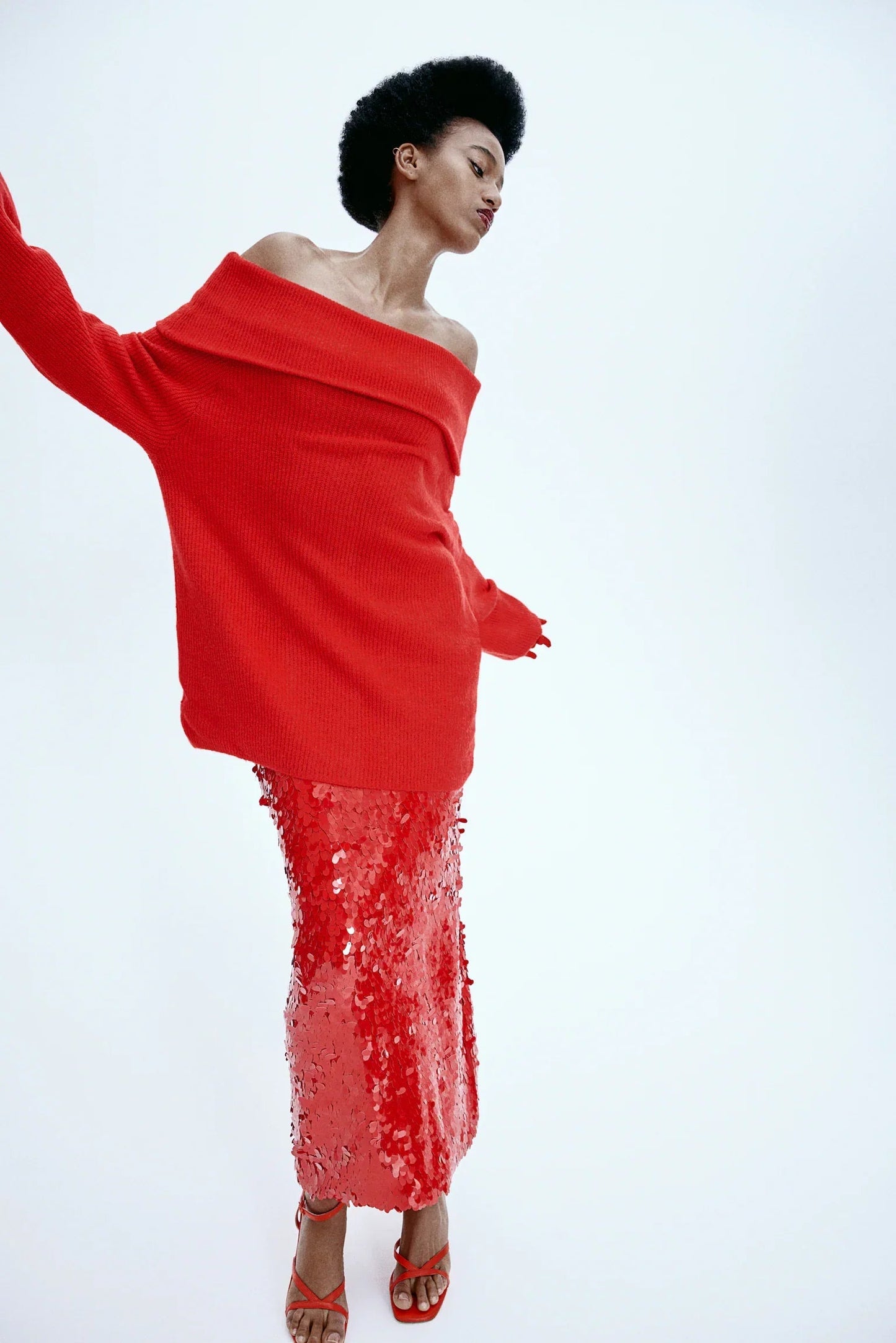 Well Tailored Top with a Graceful Silhouette