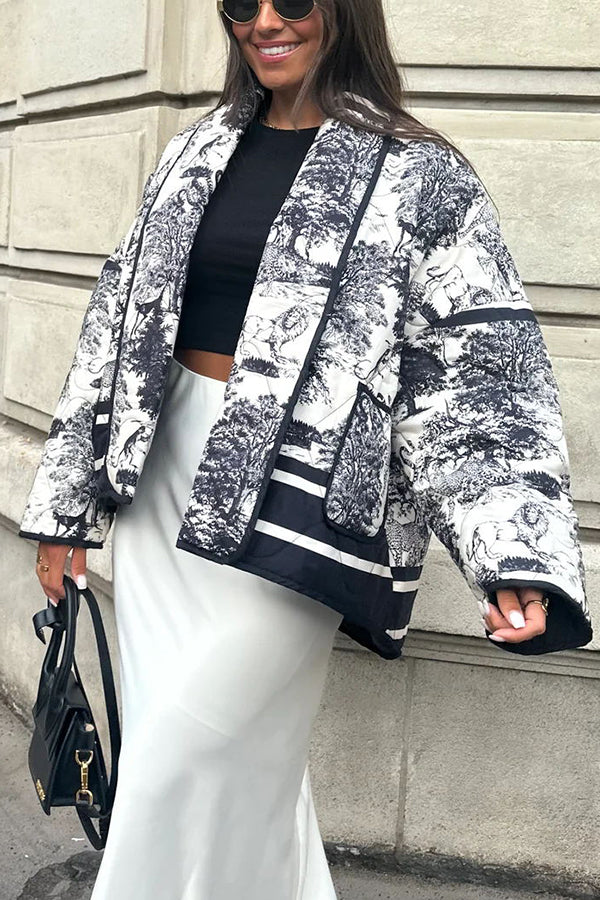 Effortlessly Elegant Jacket with a Timeless Design