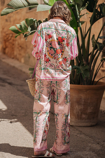 Classic Vintage & Enduringly Stylish Blouse