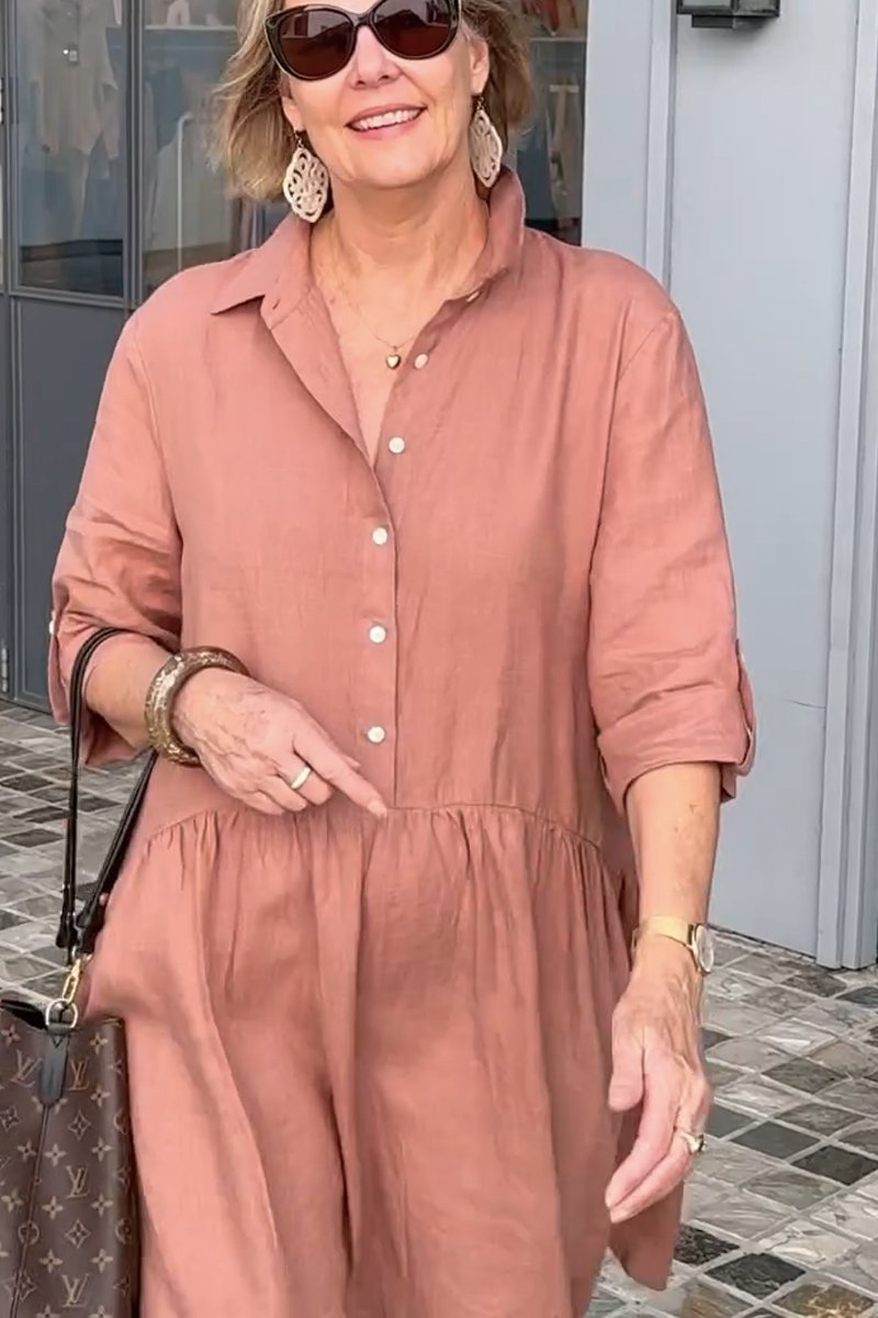 Classic Vintage Dress with a Flattering Fit