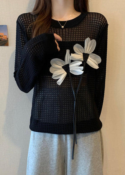 Effortlessly Elegant Top with a Timeless Design