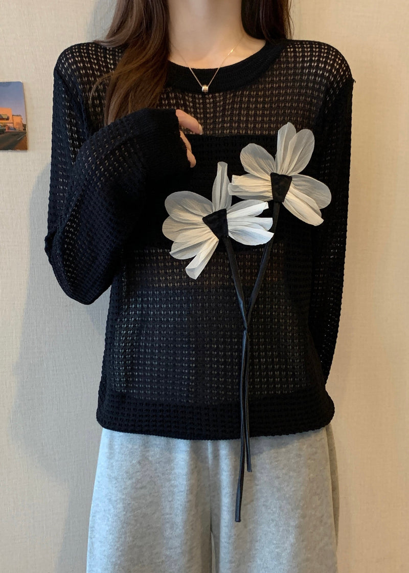 Effortlessly Elegant Top with a Timeless Design