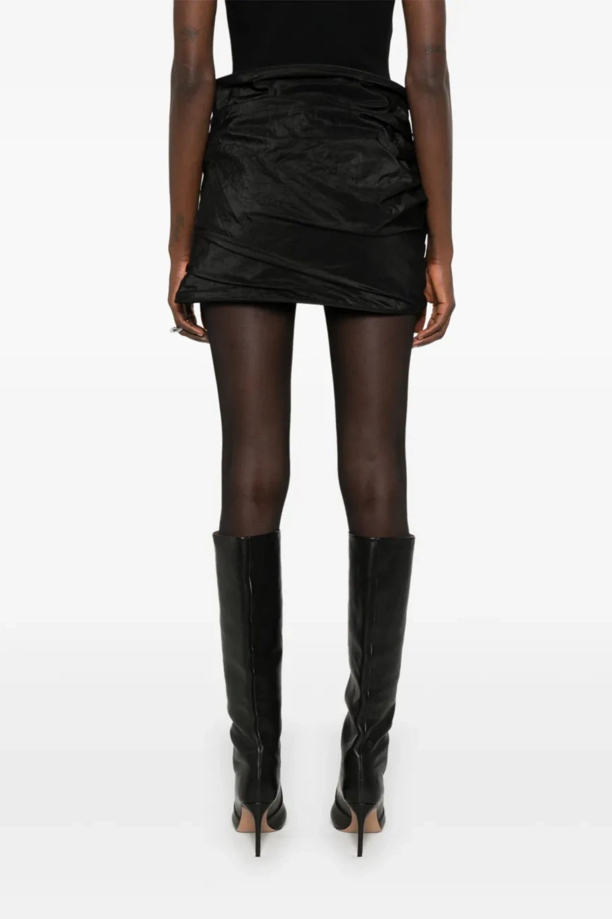 Polished Garment with an Effortless Classic Look