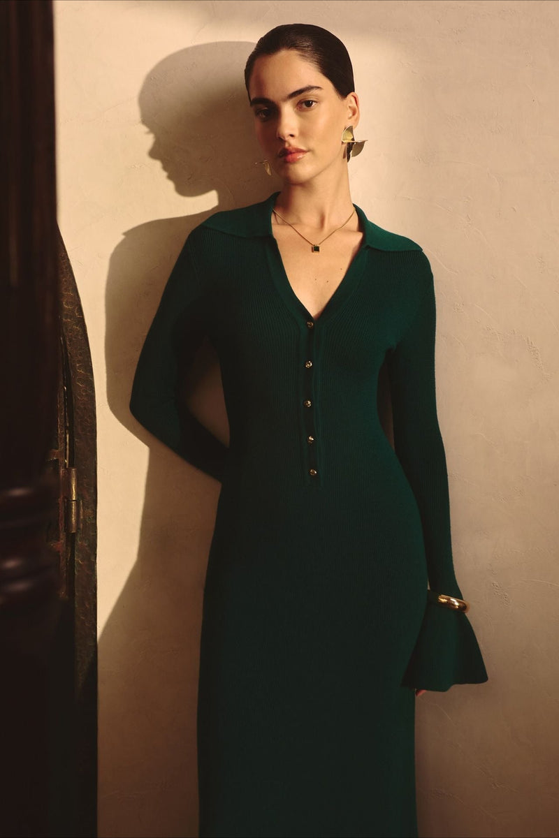 Beautifully Crafted Sweater in a Classic Style