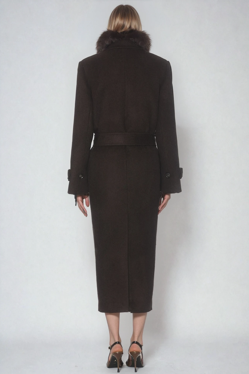 Sophisticated Coat with a Clean Classic Look