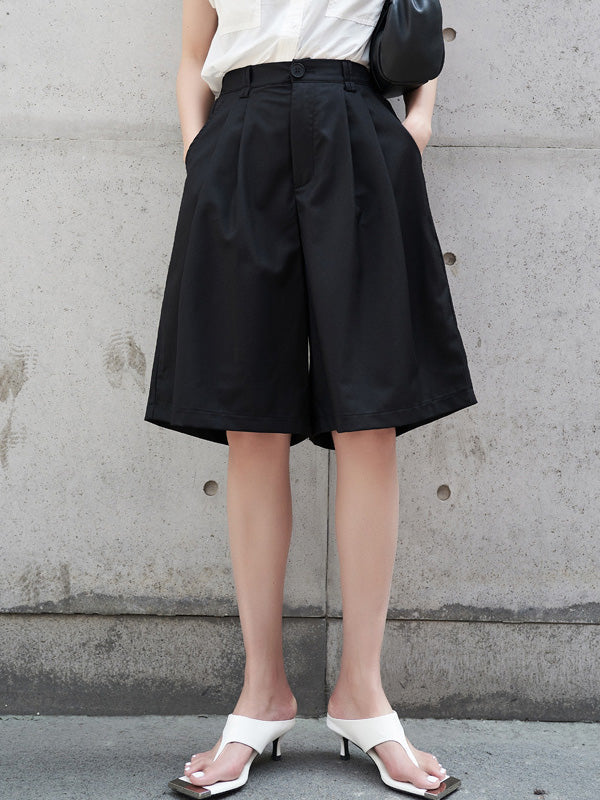 Classic Vintage Pants with a Flattering Fit