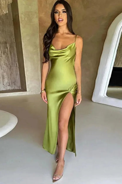 Gracefully Styled Garment for Any Occasion