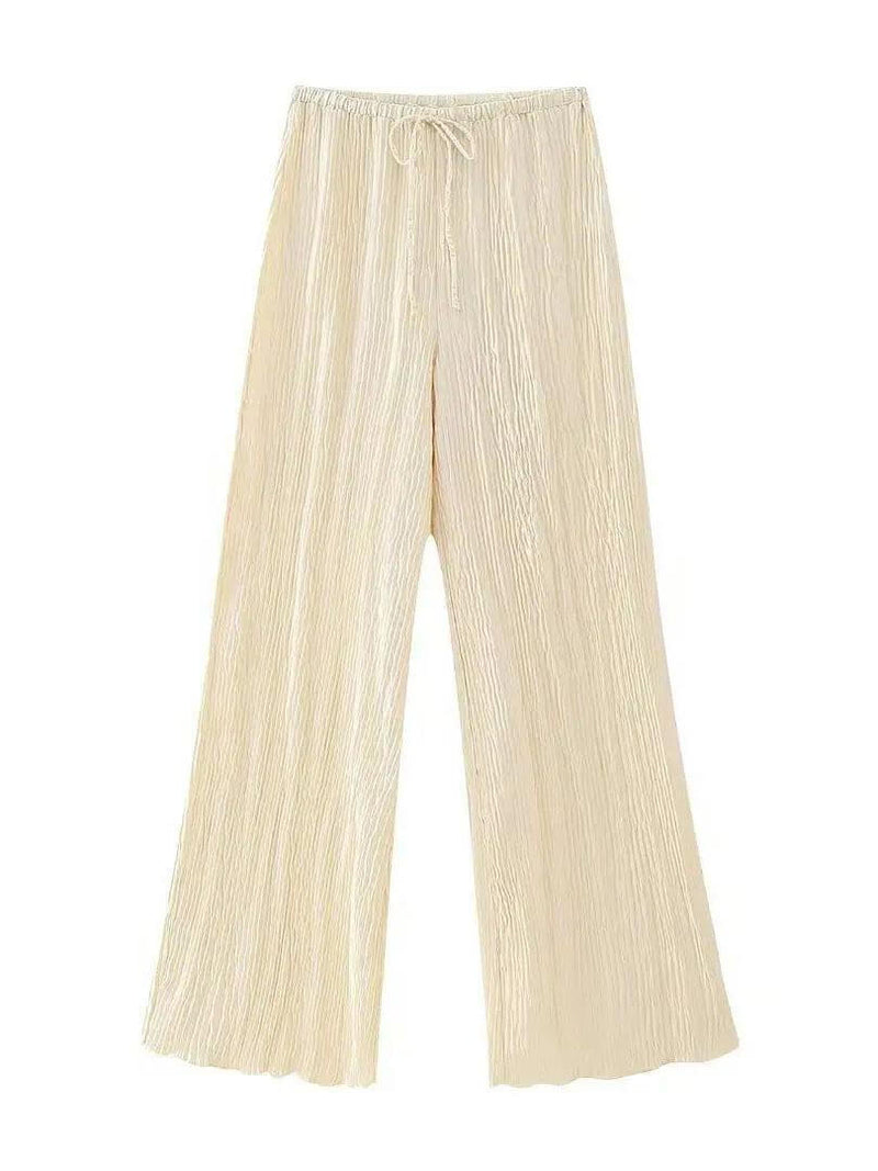 Sophisticated Trousers with a Clean Classic Look