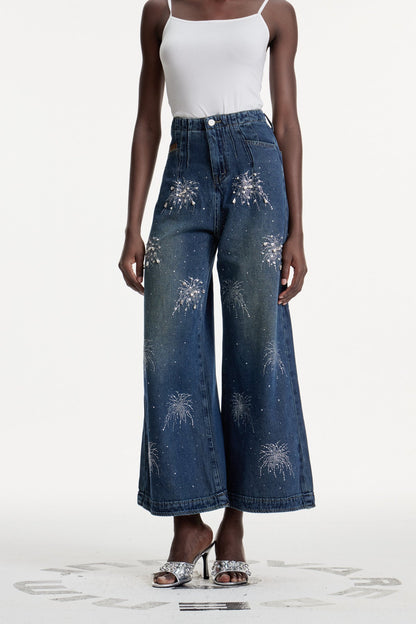 Well Tailored Garment with a Graceful Silhouette