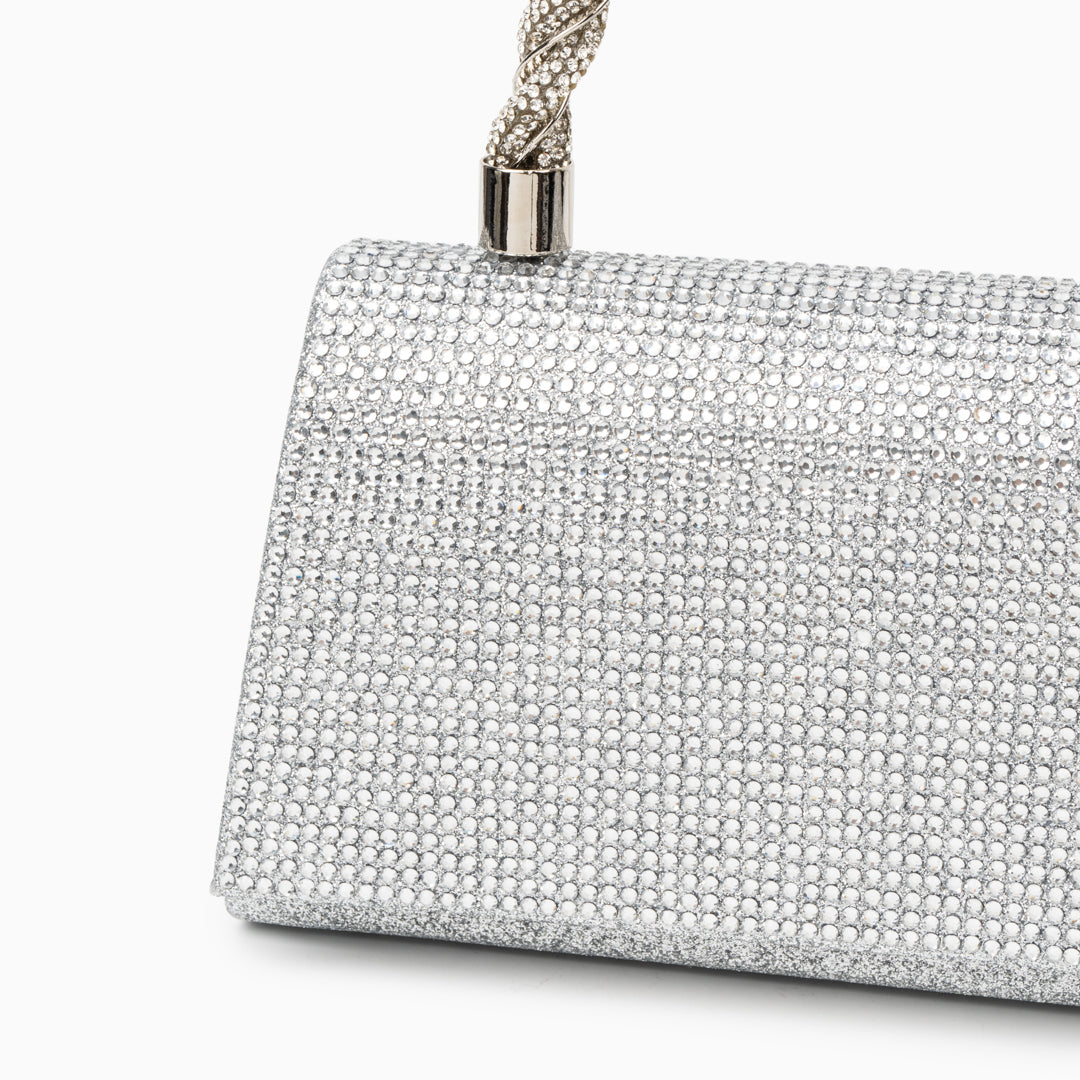 Beautifully Finished Bag in a Timeless Design