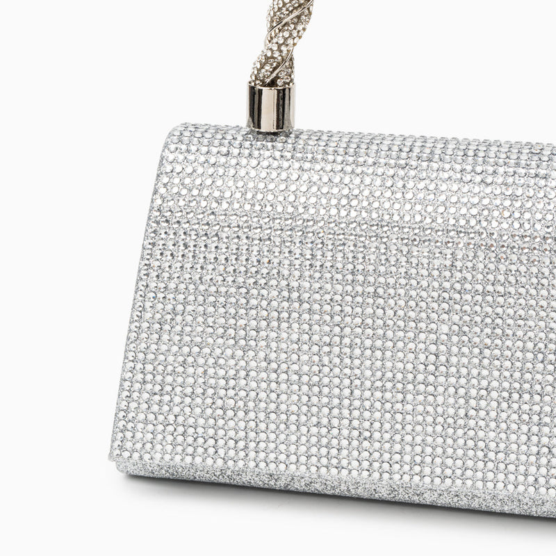 Beautifully Finished Bag in a Timeless Design
