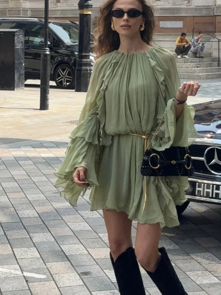 Polished Dress with an Effortless Classic Look
