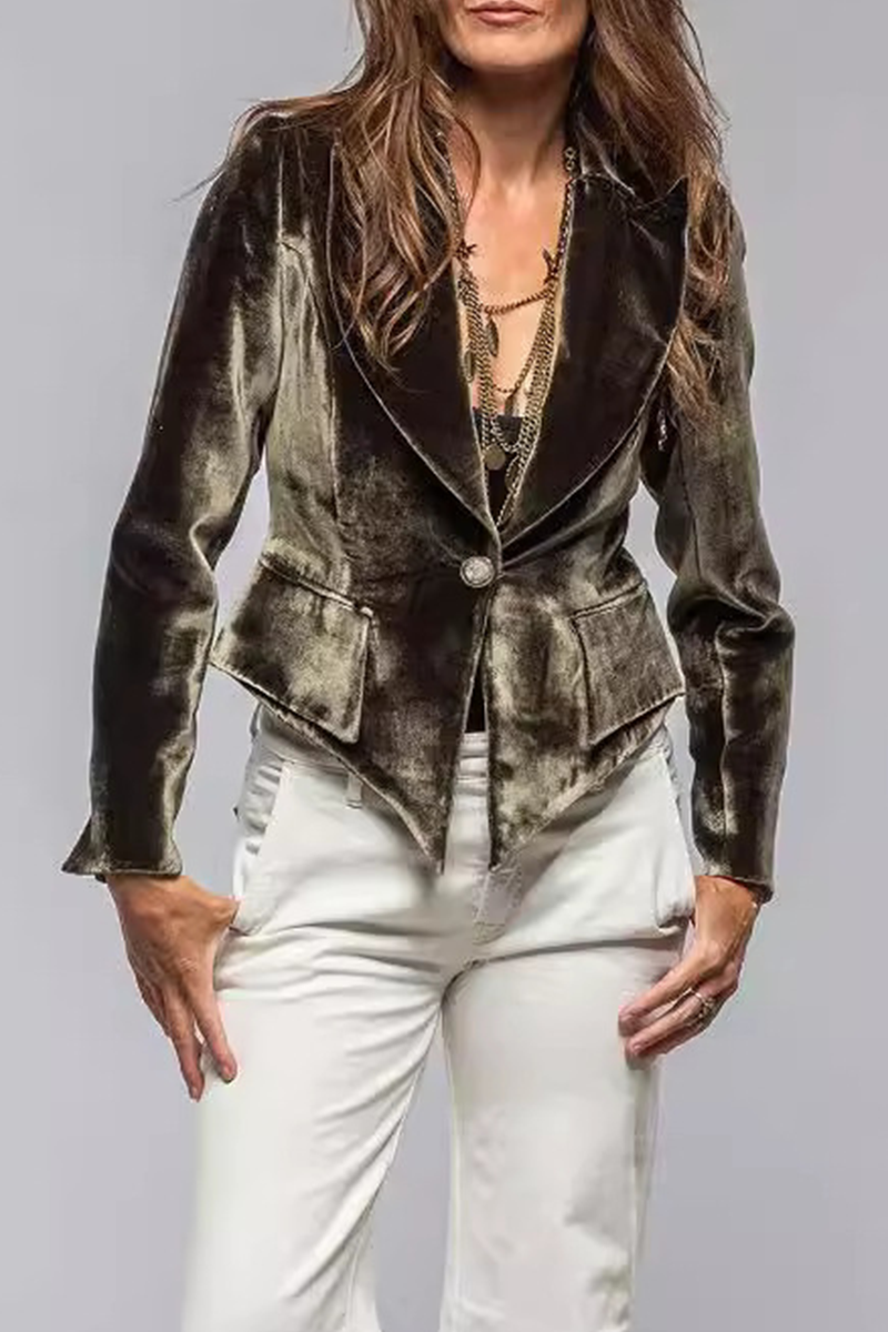 Polished Garment with an Effortless Classic Look