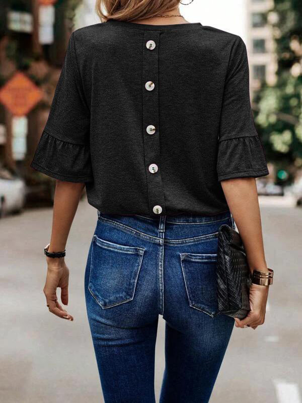 Classic Vintage T-Shirt with a Flattering Fit