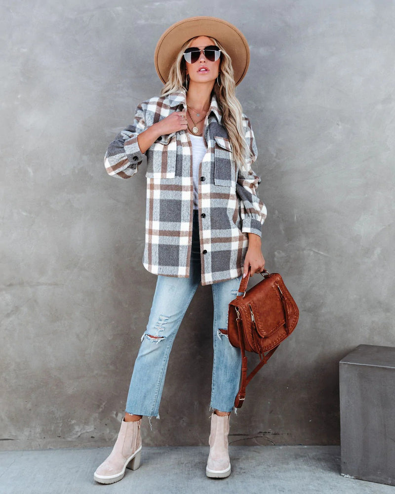 Elegantly Styled Jacket for Everyday Wear