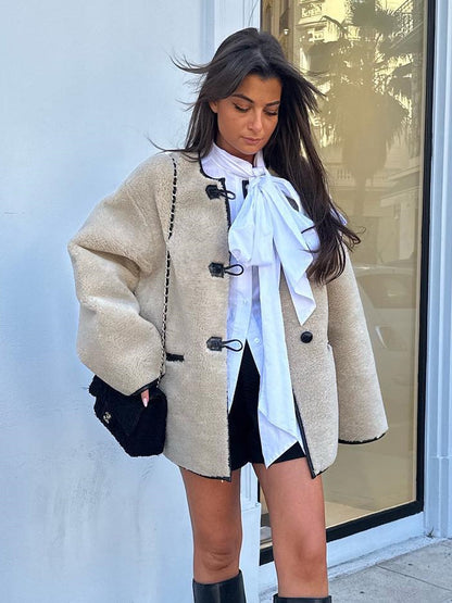 Polished Jacket with an Effortless Classic Look