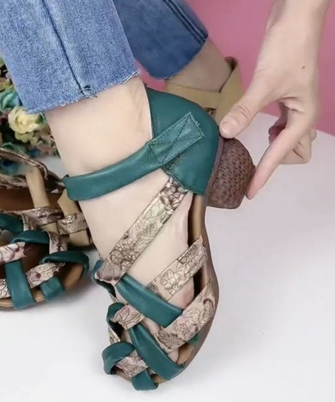 Well Tailored Sandals with a Graceful Silhouette