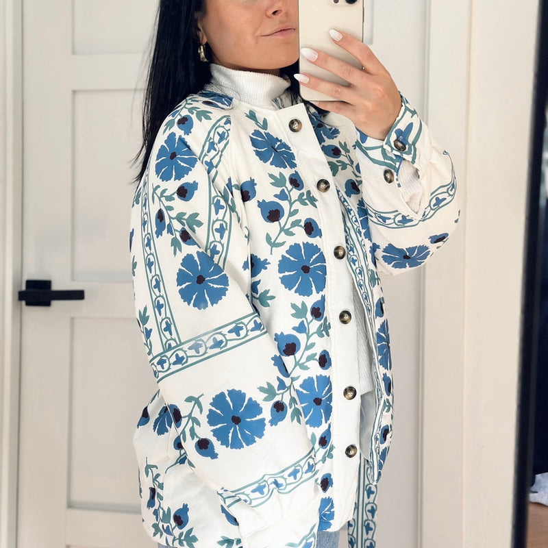 Polished Jacket with an Effortless Classic Look