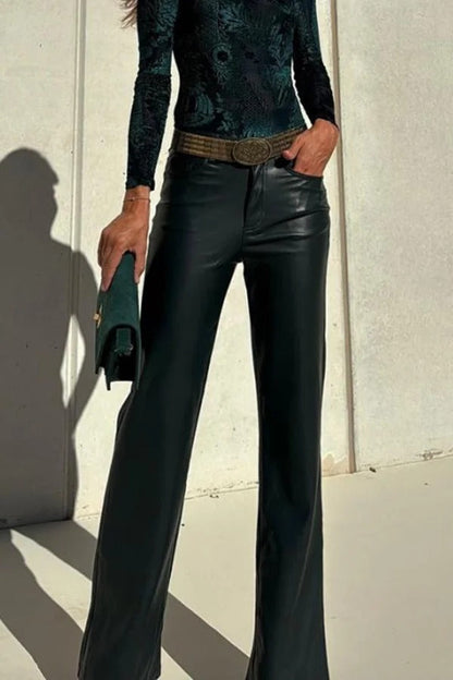Elegantly Styled Pants for Everyday Wear