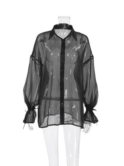 Sophisticated Blouse with a Clean Classic Look