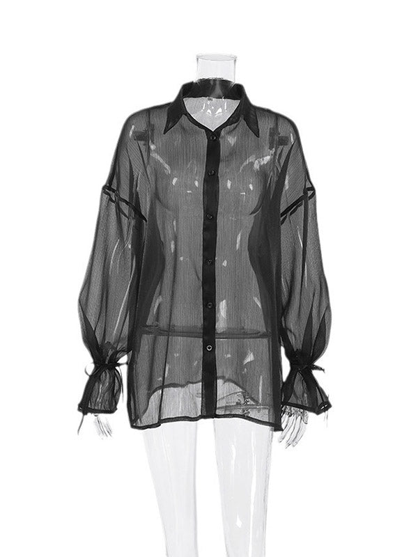Sophisticated Blouse with a Clean Classic Look
