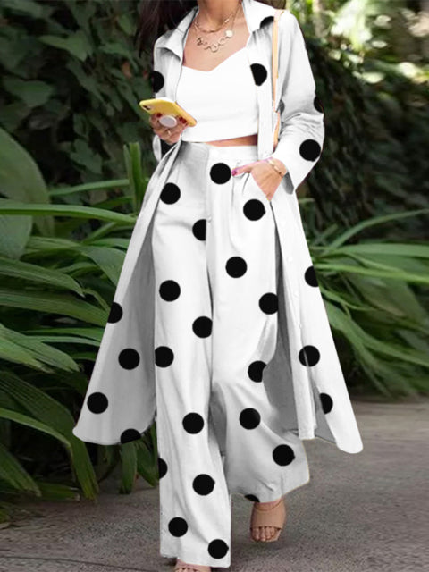 Sophisticated Garment with a Clean Classic Look