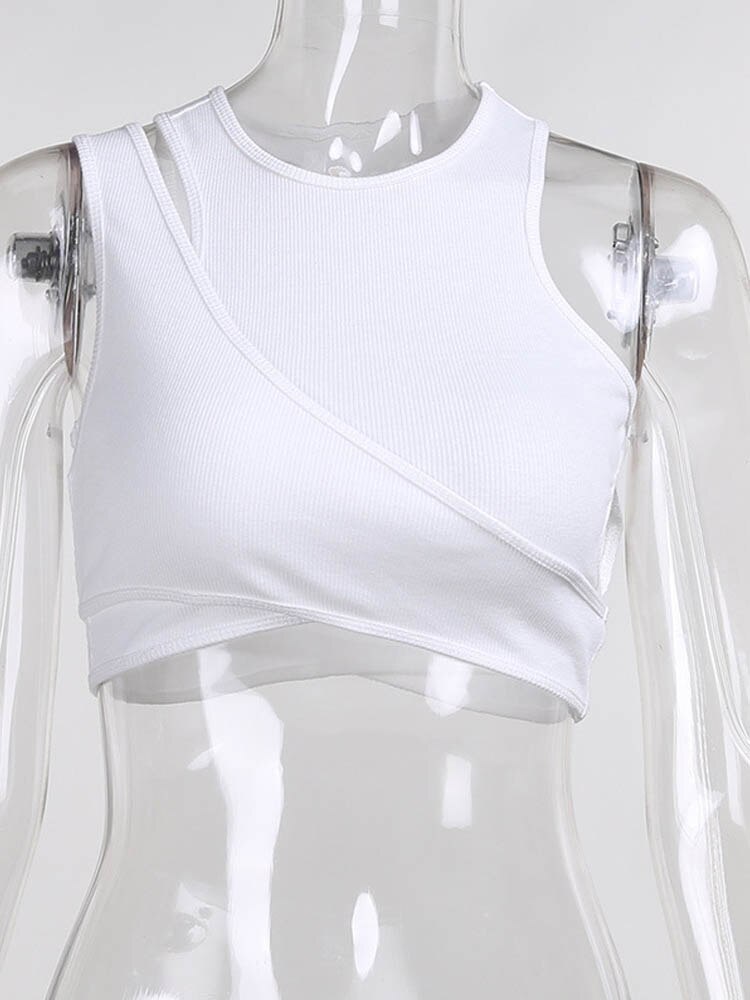 A Vintage Style Top with Delicate Timeless Details